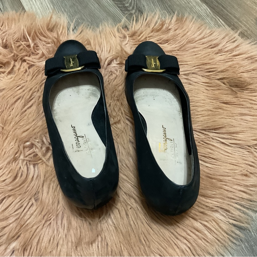 Salvatore Ferragamo Black Heels Size 7 - Picture 6 of 9